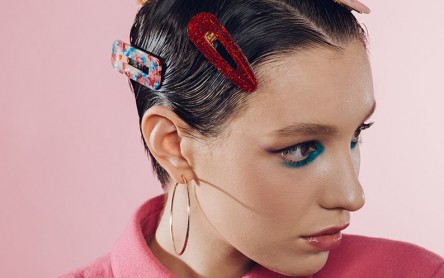 24 of the dreamiest hair clips to pimp your pony this party season